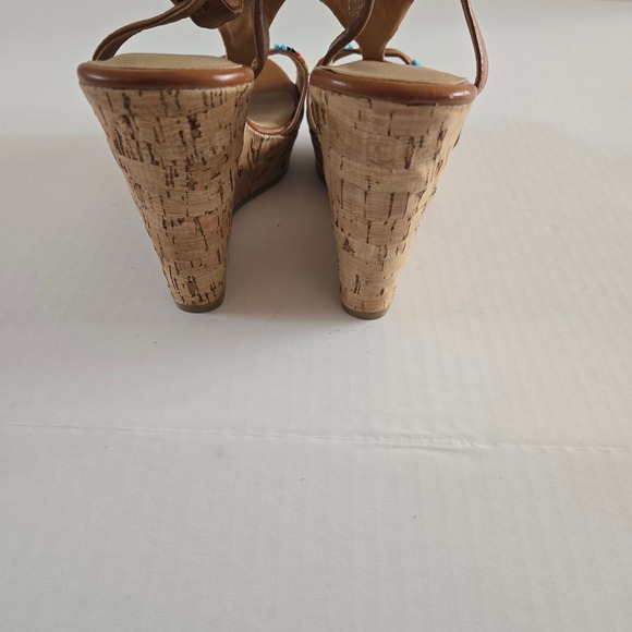 Arizona Jean Co Tan Faux Leather Beaded Wedge Sandals Women Size 9 - Picture 6 of 9